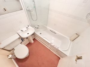 Photo 17- click for photo gallery